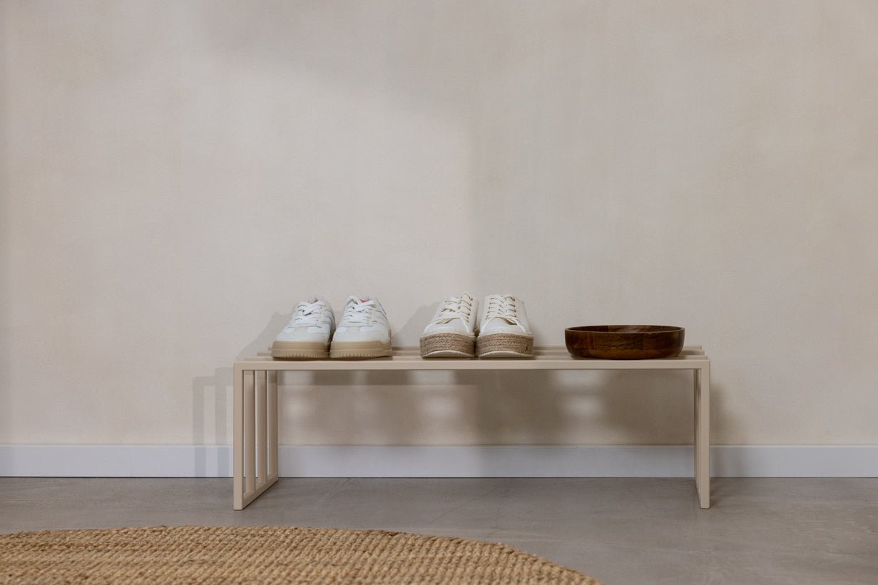 Schoenenrek Bovi – Industrieel ontwerp in Zwart, Cashew of Wit