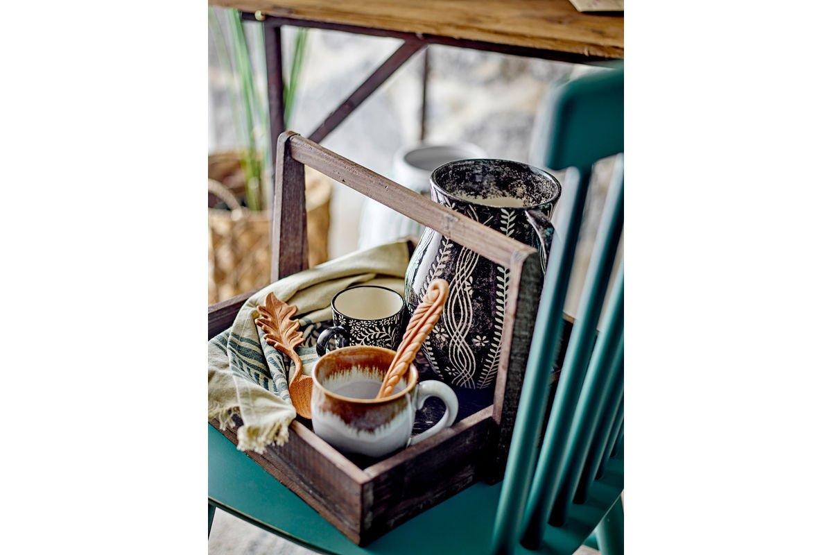 Krug Naira – met de hand beschilderd aardewerk in Zwart