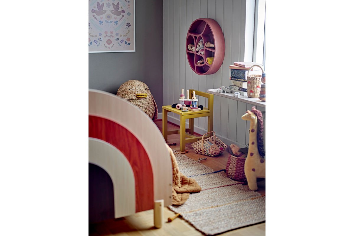 Rek Pami – organisch wandrek in Rood voor de kinderkamer