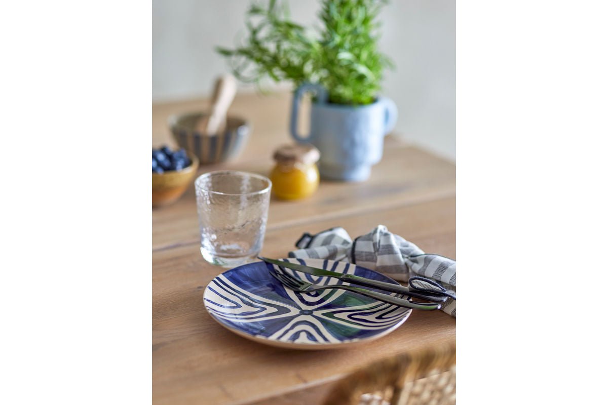 Teller Nolya – gemaakt van steengoed