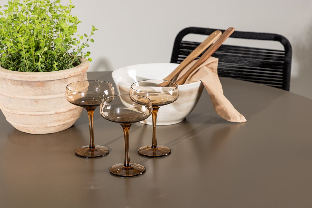 Tuin Eetgroep Aiko – 5-delige tuinmeubelset met bruine ronde tafel