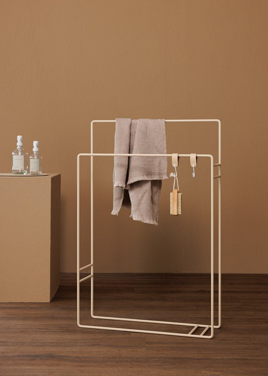 Garderobe/Handdoekhouder Delaya – Minimalistisch ontwerp van Metaal