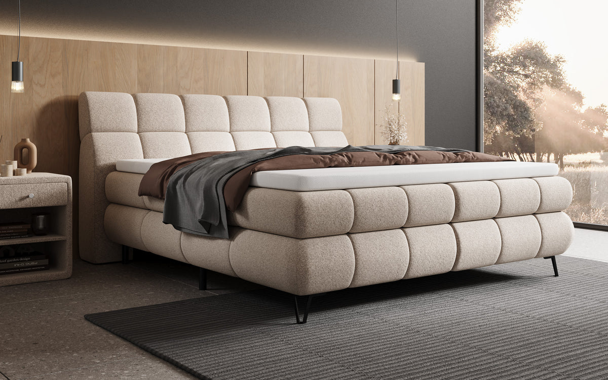 Boxspringbett Milla Strukturstoff in Beige (Raven 24) – Milieu seitlich