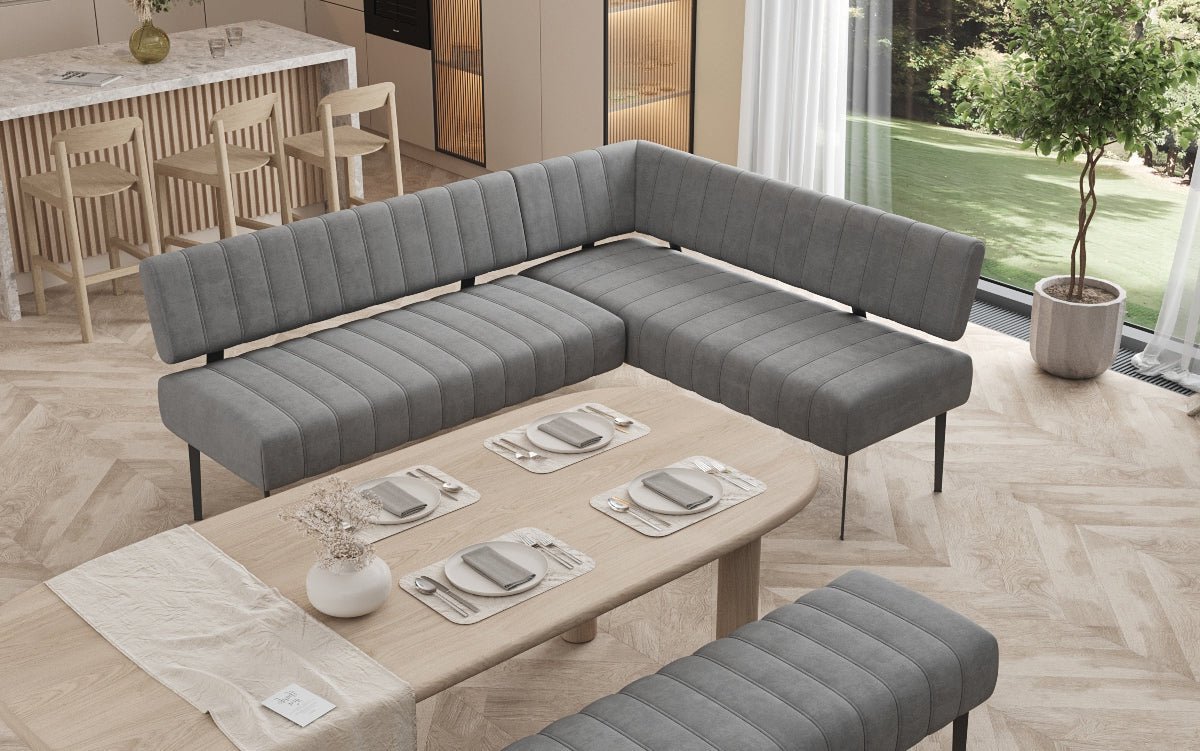 Gestoffeerde eettafelbank Montero van waterafstotend fluweel met metalen poten