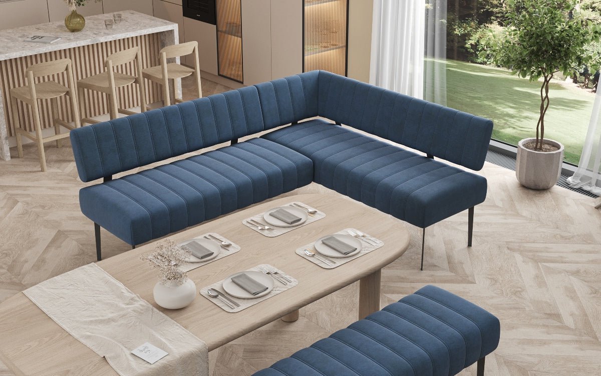 Gestoffeerde eettafelbank Montero van waterafstotend fluweel met metalen poten