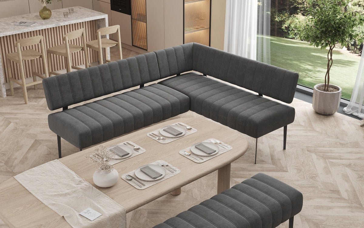 Gestoffeerde eettafelbank Montero van waterafstotend fluweel met metalen poten