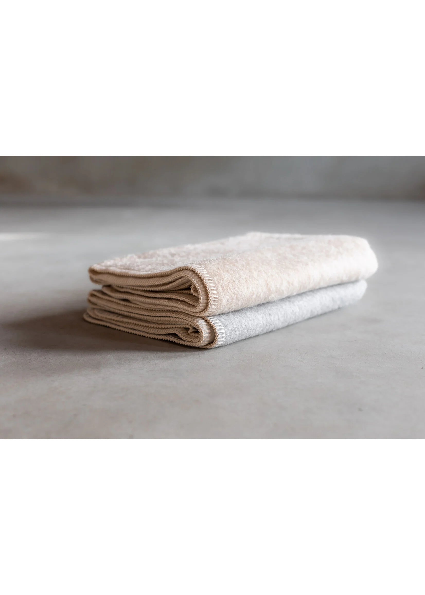 Babydeken van zuivere alpacawol - Beige & Grijs - 95x75 cm